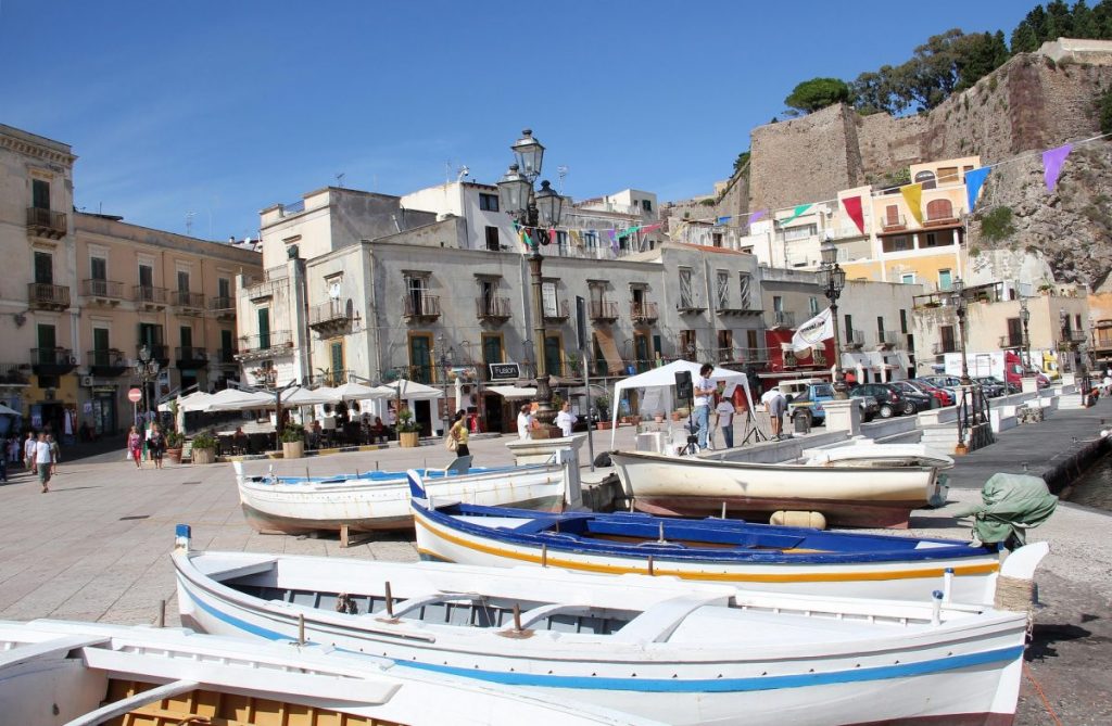 Puerto de Lipari